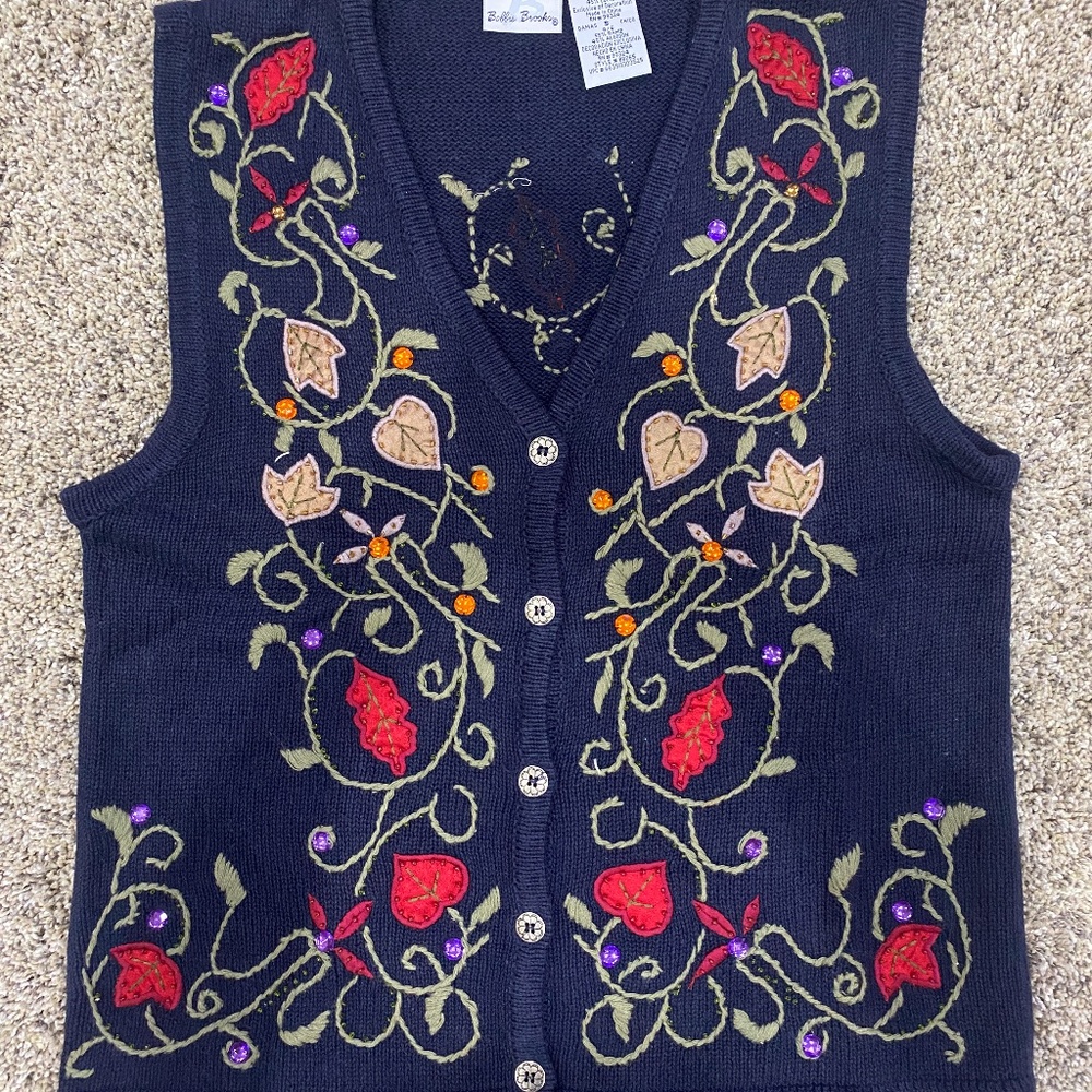 NEW Women Small 4/6 Fall Sweater Vest Leaves Navy Blue Green Red Bead Embroidery